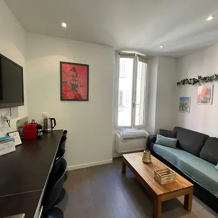 C039-appartement Lumineux Au Suquet Pour 3 Personnes Cannes